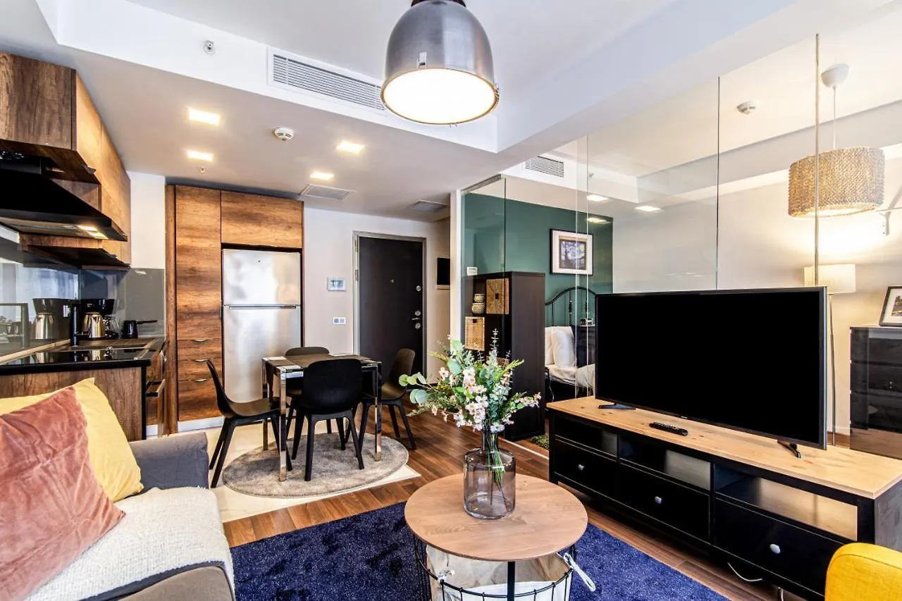 Fully Furnished Flat With Balcony In Sisli Apartment Istanbul